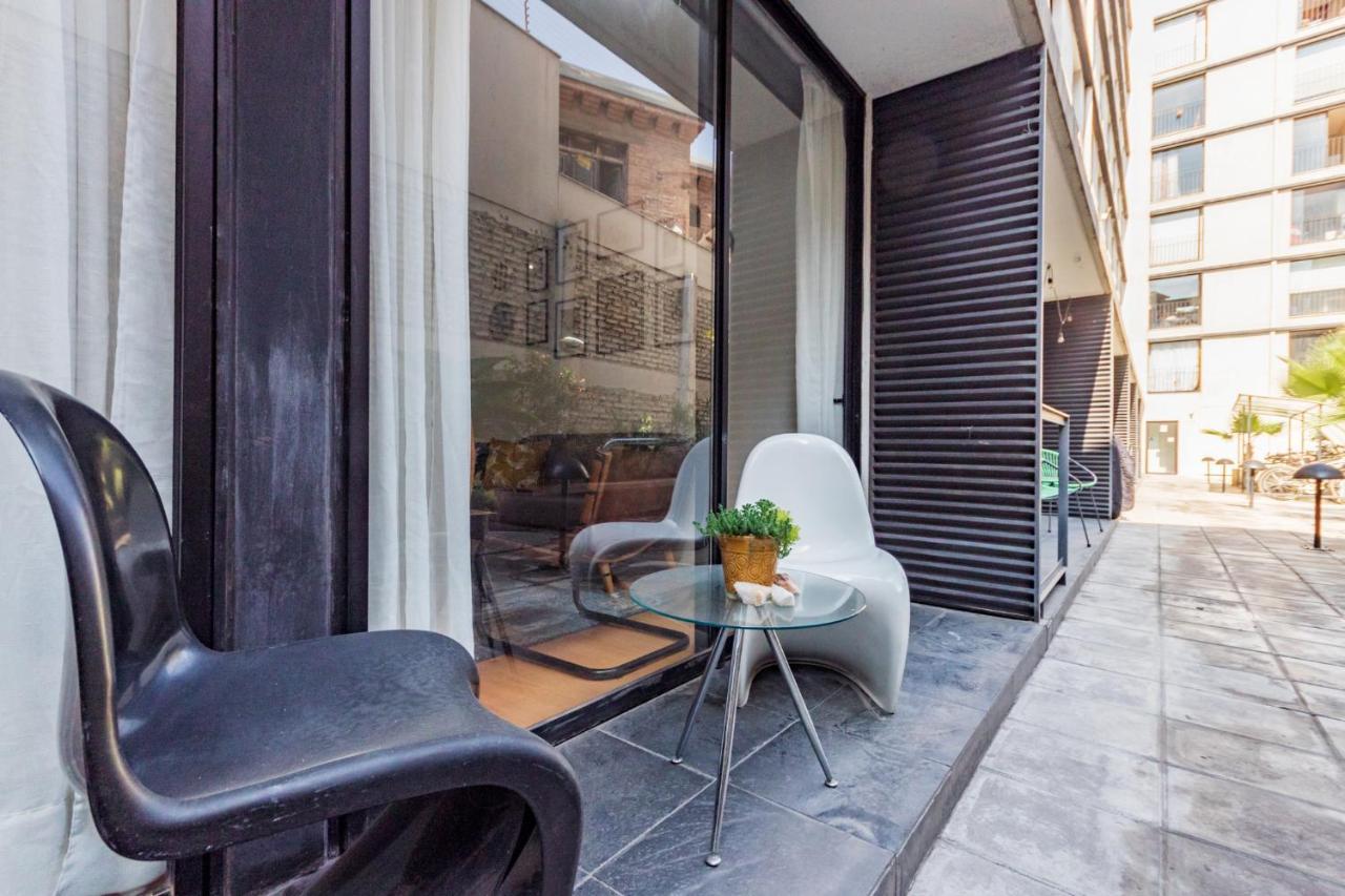 Acogedor Y Moderno Departamento Ubicado En Lastarria *